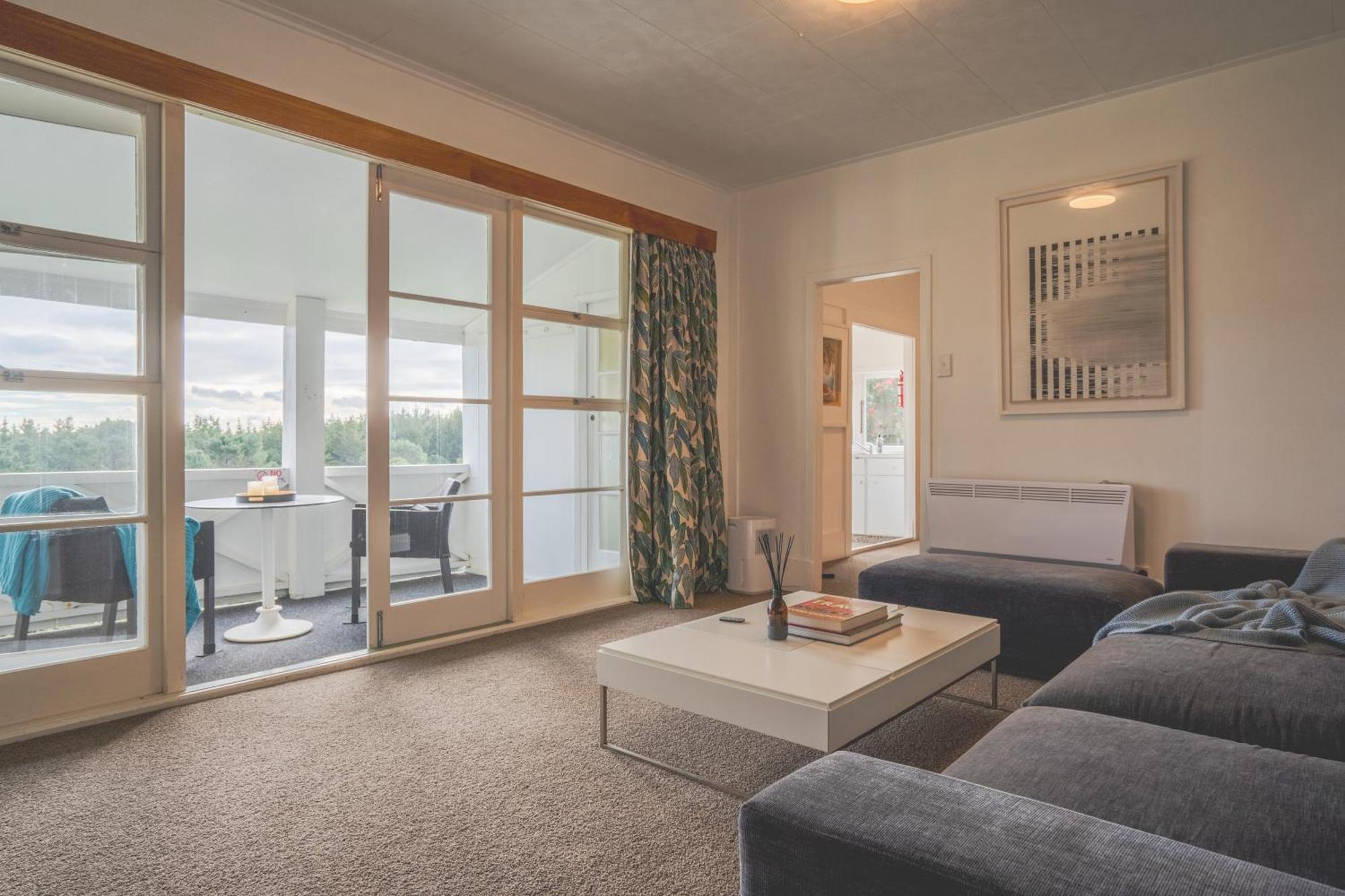 Muriwai Lodge Eksteriør bilde